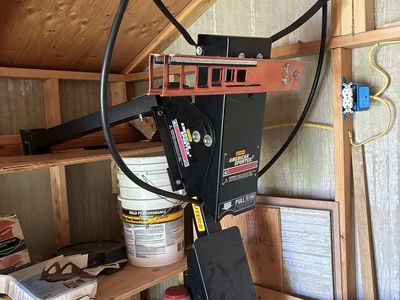 Outers American Sporter 2 Clay Pigeon Skeet Thrower Trap Launcher