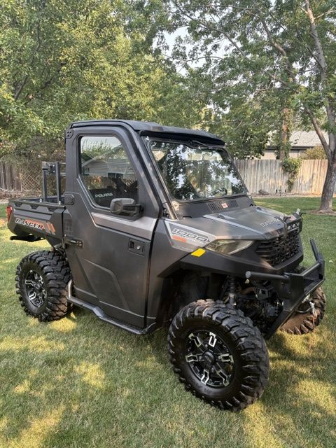 2020 Polaris Ranger 1000 Premium EPS - Winter Prep Package - Fully Enclosed