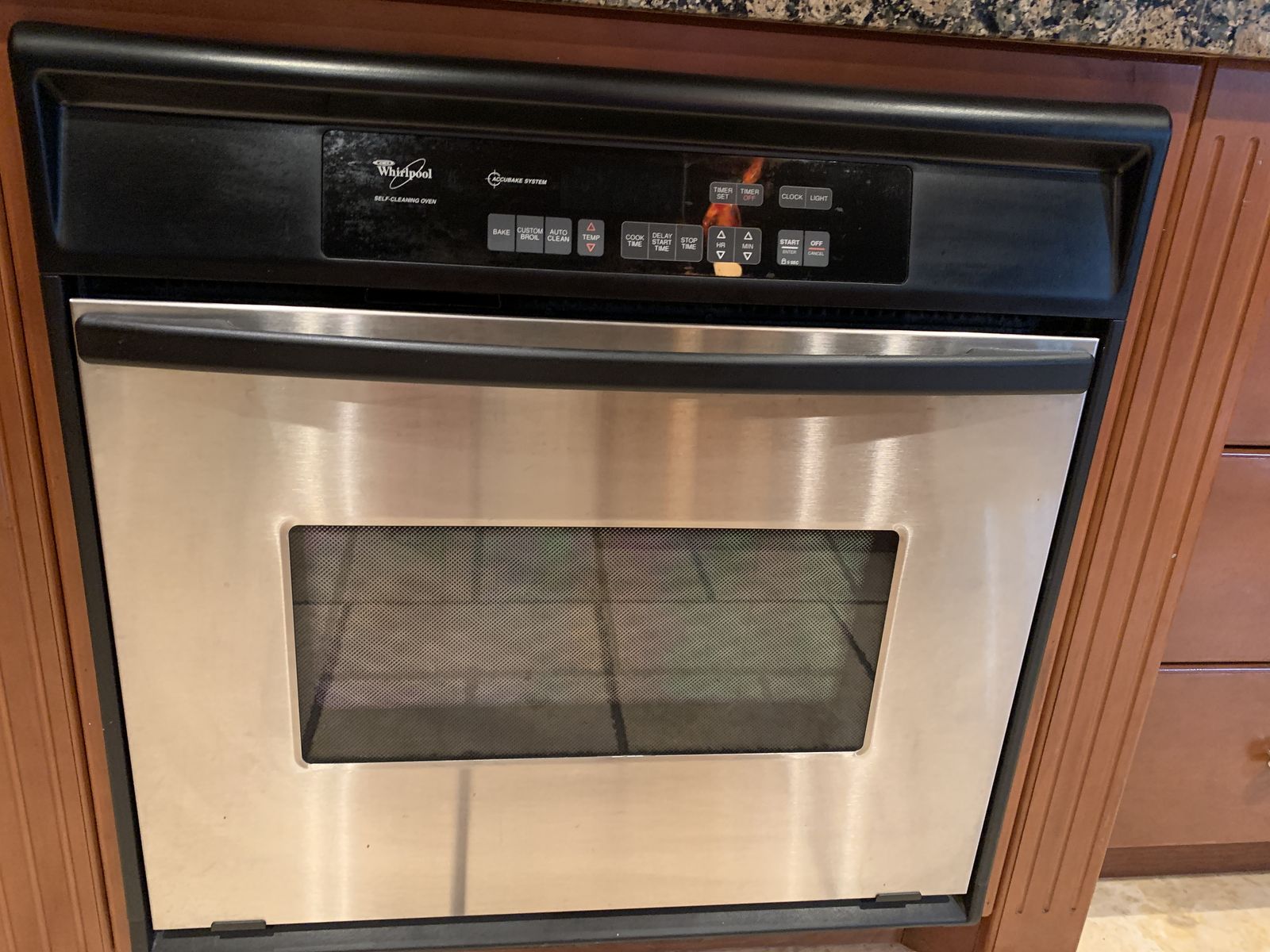 Whirlpool Built-in Electric Oven Model RBS305