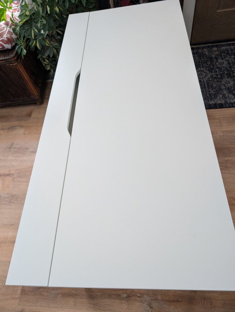 Main image 4