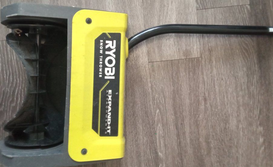 New Ryobi expand-it 12" snow thrower shovel attachment RYSNWOO
