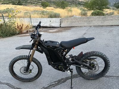 Surron Light Bee X Electric Dirt Bike Black Off-Road Motorcycle
