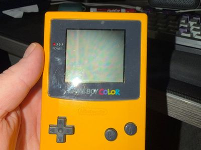 Nintendo Game Boy Color CGB-001 — Dandelion Yellow + Pokémon Game