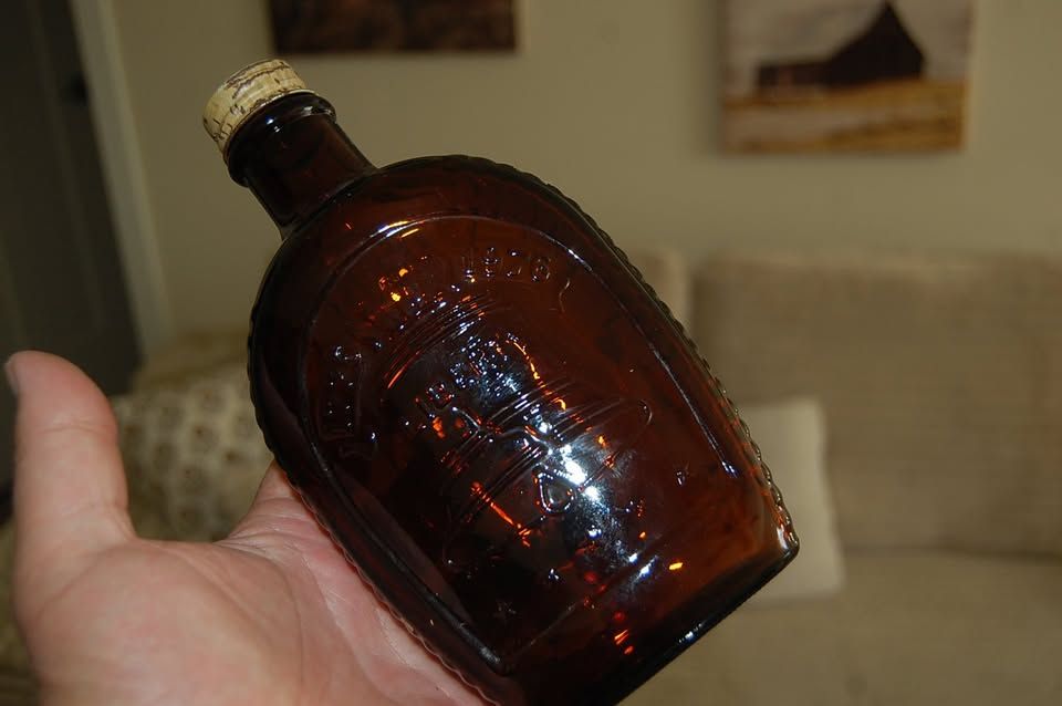 Vintage Log Cabin Syrup Special Flask Brown Bottles W/ Cap