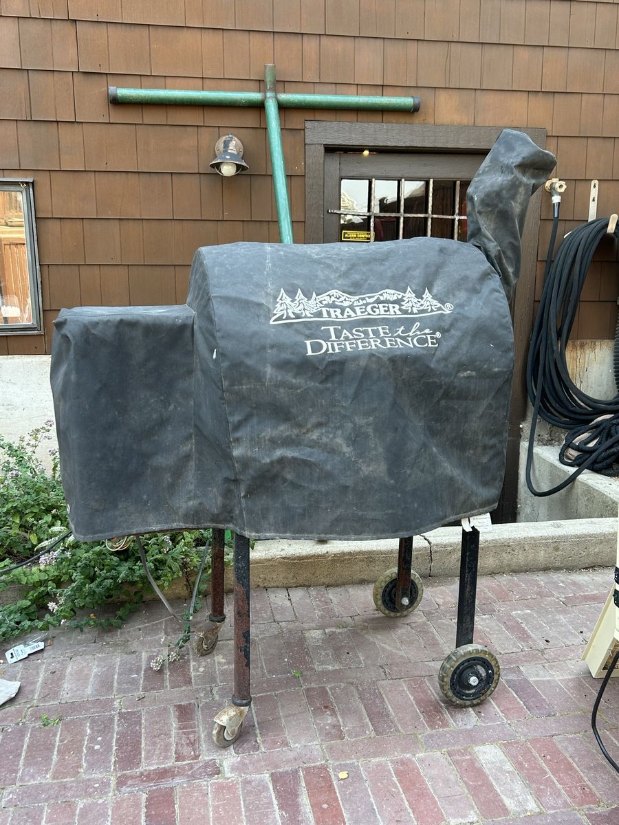 2008 Traeger (made in the USA)