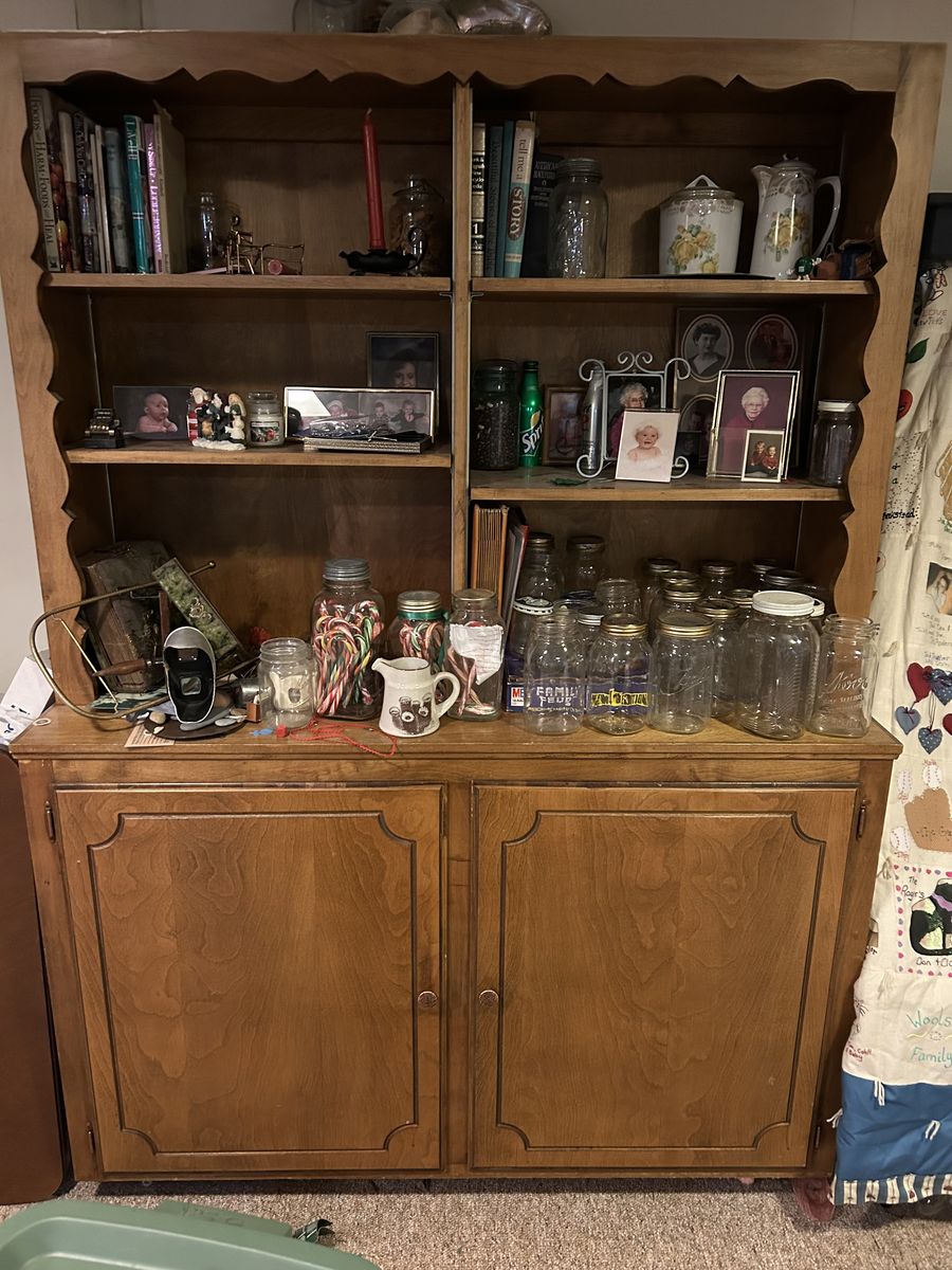 Wall Hutch