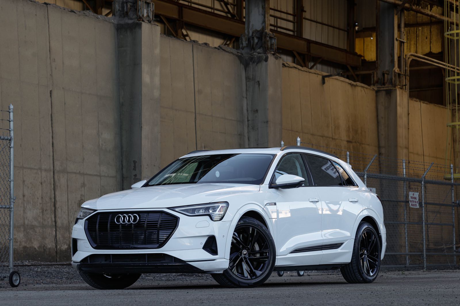 2021 Audi e-tron SUV quattro Premium