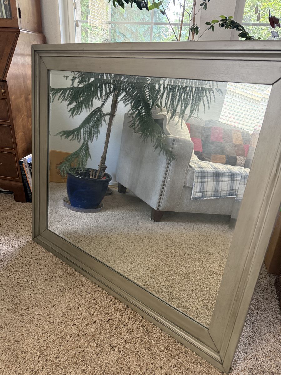 Wall Mirror 40 x 35