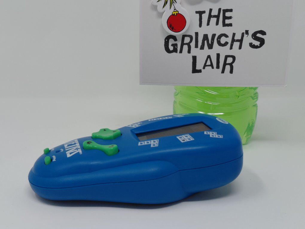 Retro Radica Tetris Handheld Electronic Video Game