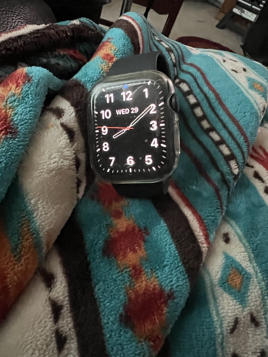 Apple watch over 5 excellent condition