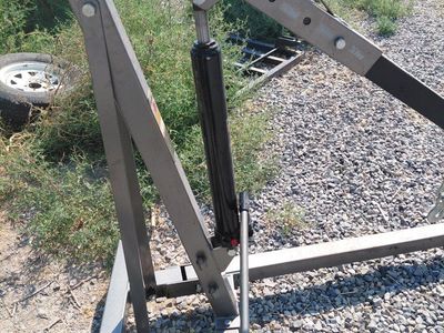 Pittsburgh Automotive 1 Ton Heavy Duty Folding Shop Crane Engine Hoist