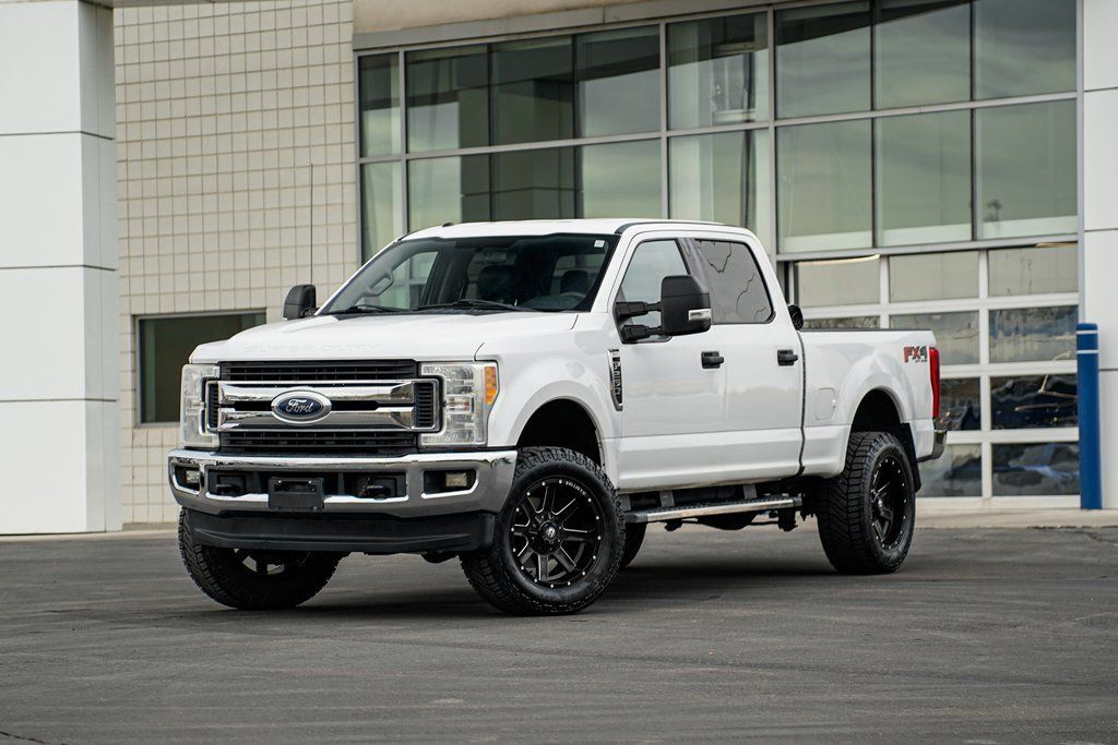 2017 Ford F-250 Super Duty XLT