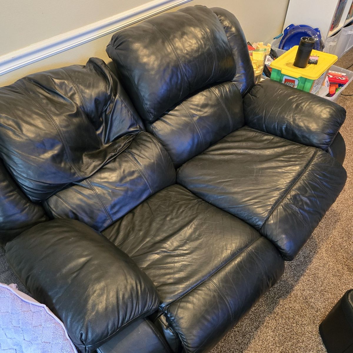 later recliner loveseat