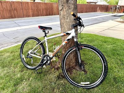 Specialized Rock Hopper Mountain Bike