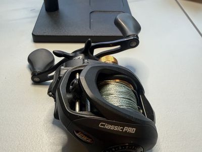 Baitcasting reel