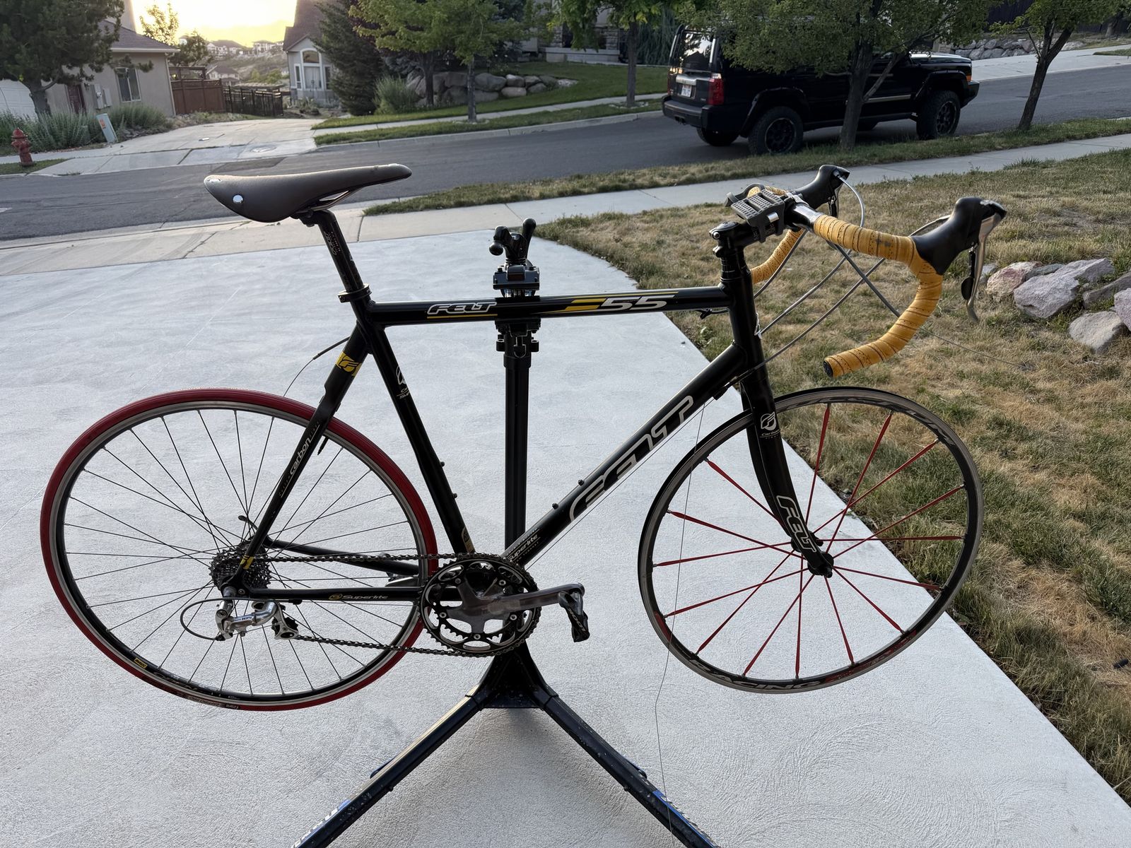 Felt F55 Road Bike - Incomplete