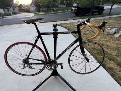 Felt F55 Road Bike - Incomplete