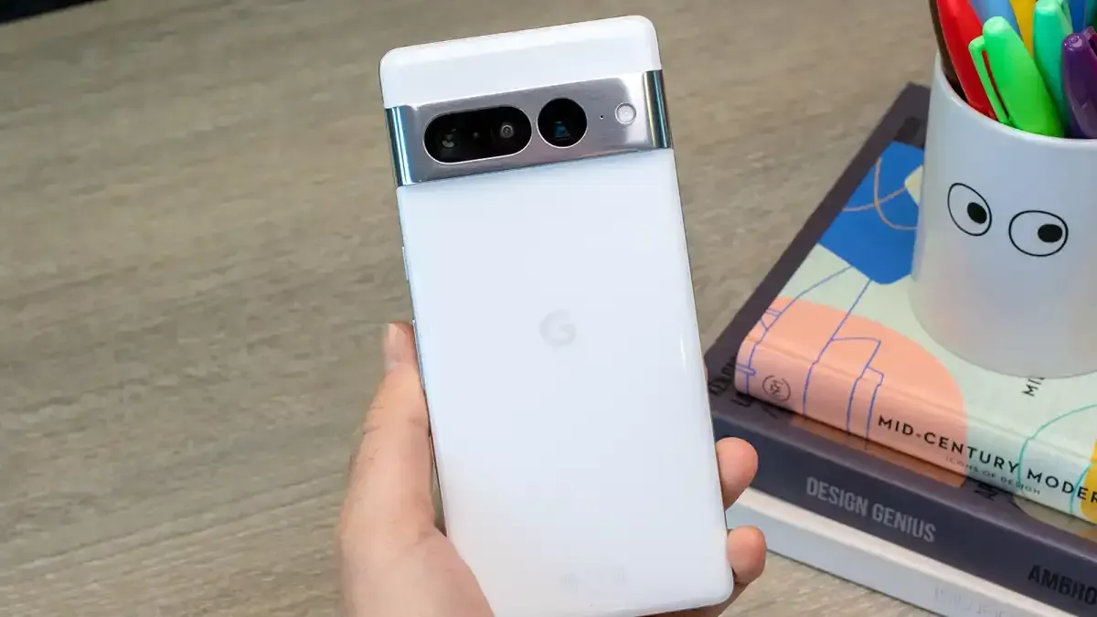 Google Pixel 7 Pro - 5G smartphone - 128 GB UNLOCKED