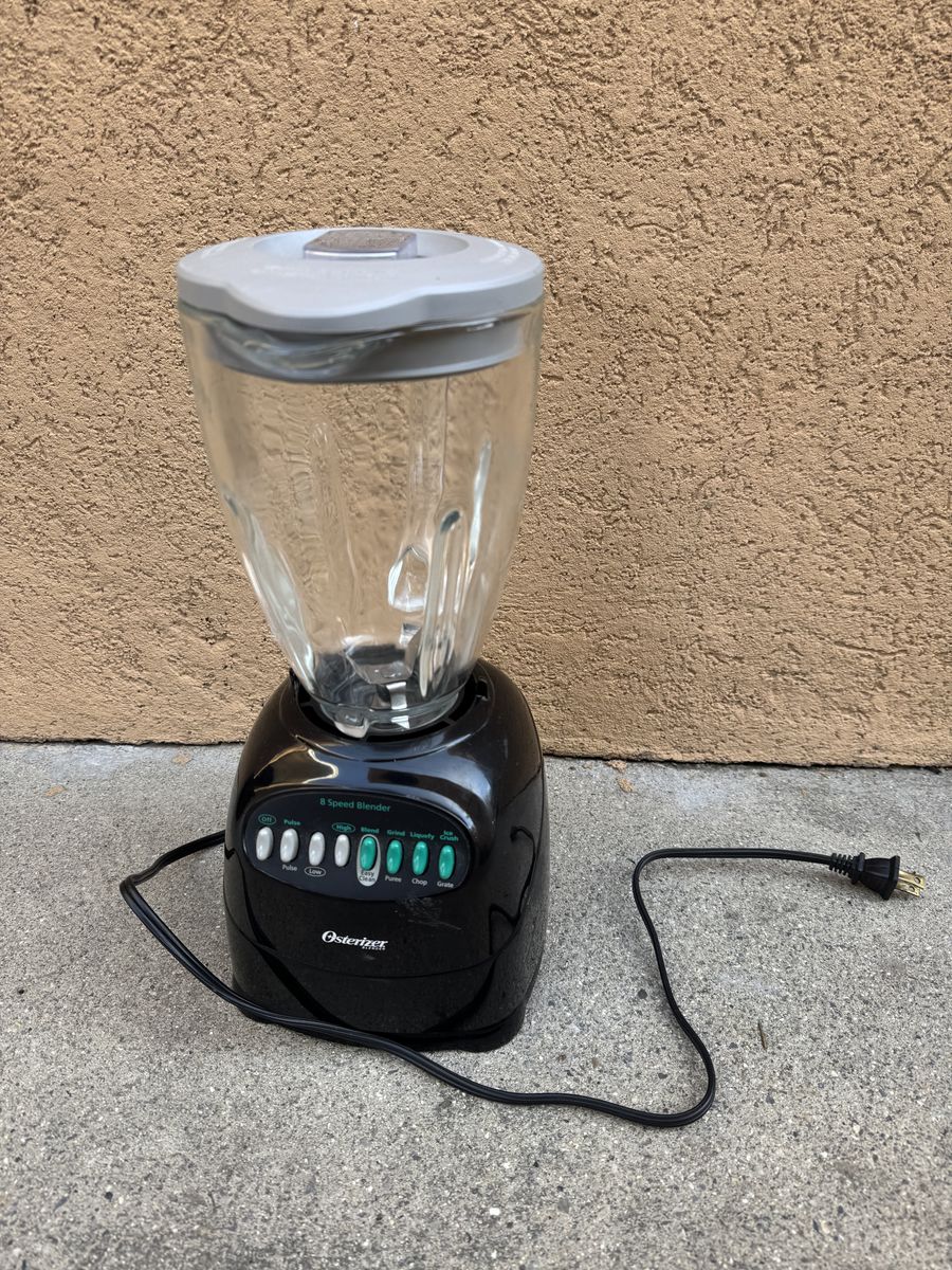 Oster 8 speed Blender