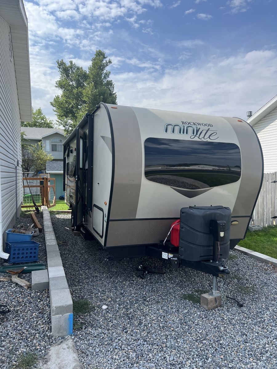 Upgrades 2018 Rockwood Mini Lite 2508 BH