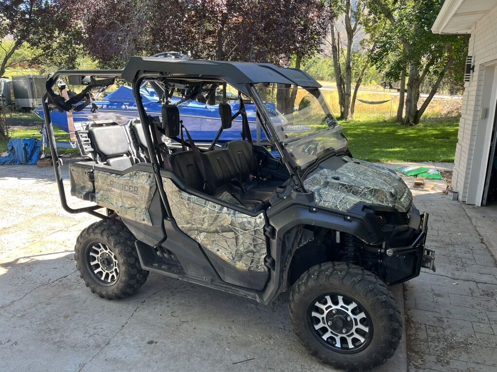 2016 Honda Pioneer 1000-5 Deluxe Camo Edition