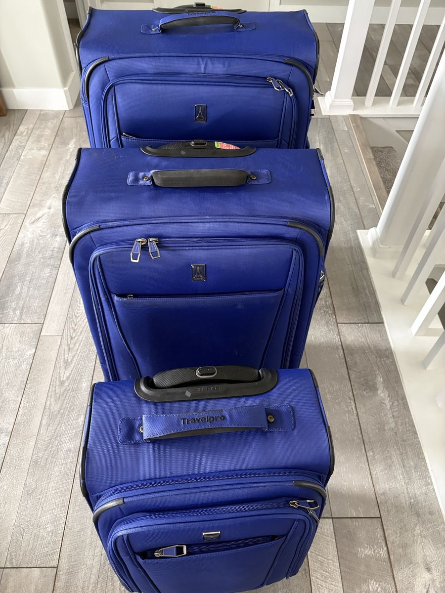 Travelpro Blue 3-Piece Rolling Luggage Set - Good Condition