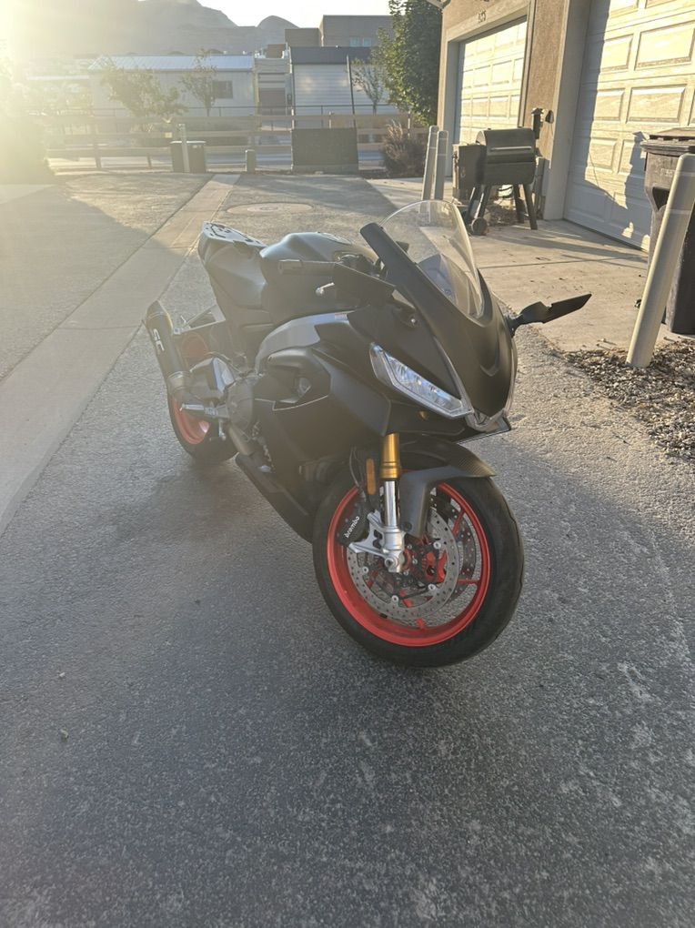 2024 Aprillia RS Extrema