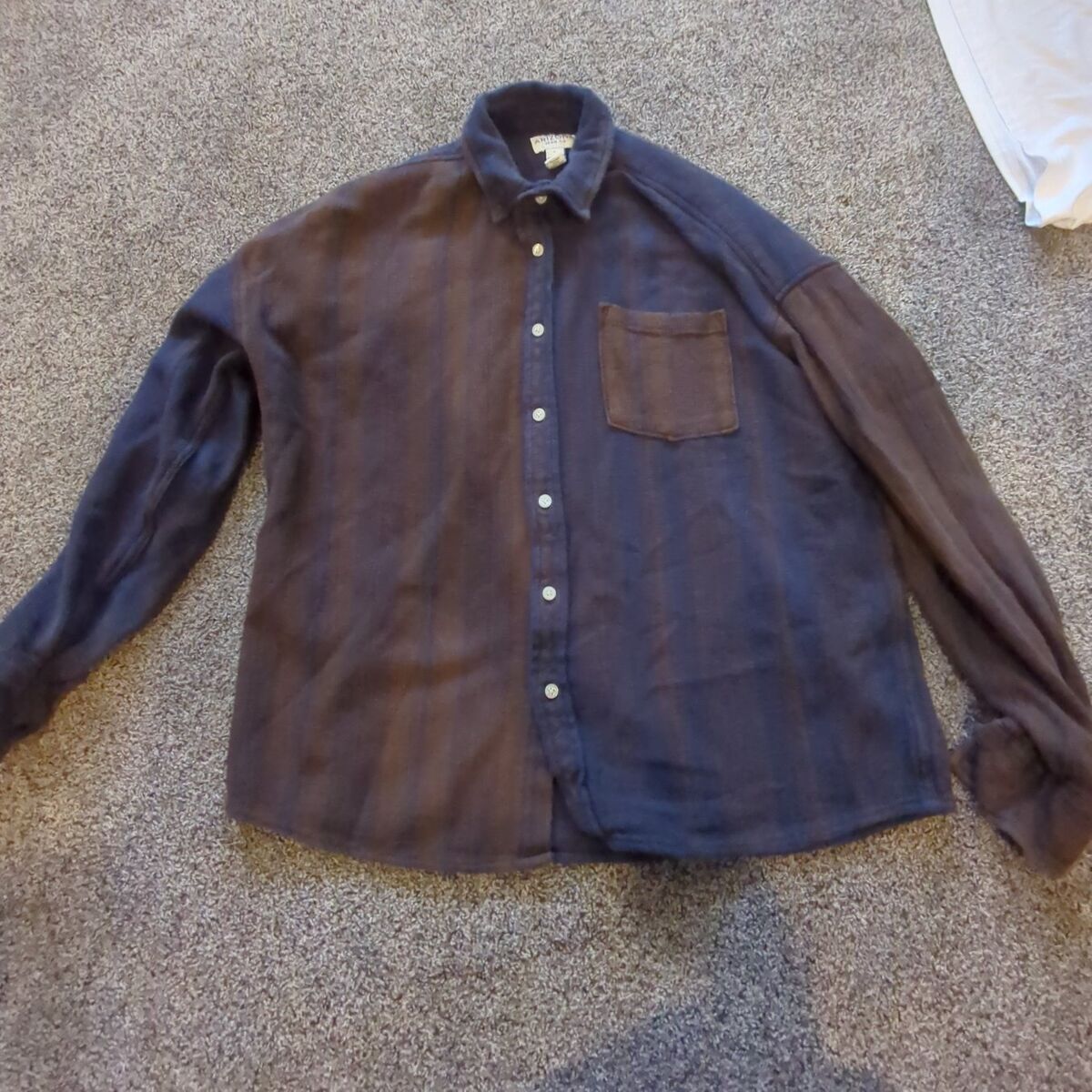 Large Arizona Jeans Co Men's Button Up