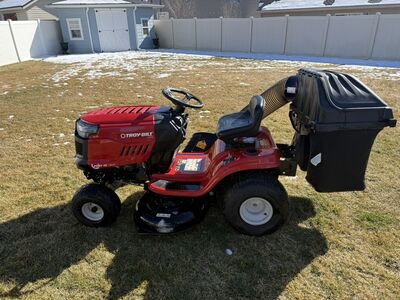 Troybilt Riding Lawnmower w/ Bagger