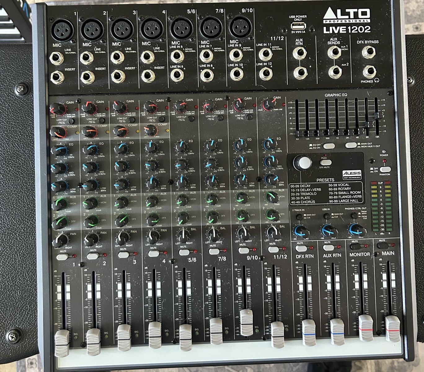 Audio Mixer 12 Channel - Alto Live 1202