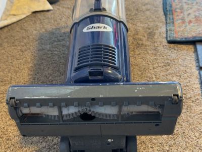 Shark navigator vacuums strong suction