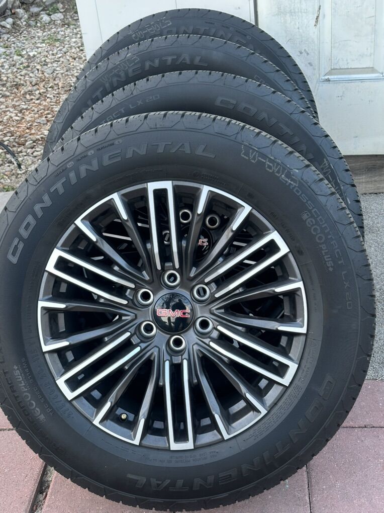 Brand New 2026 GMC Yukon Wheels And Tires