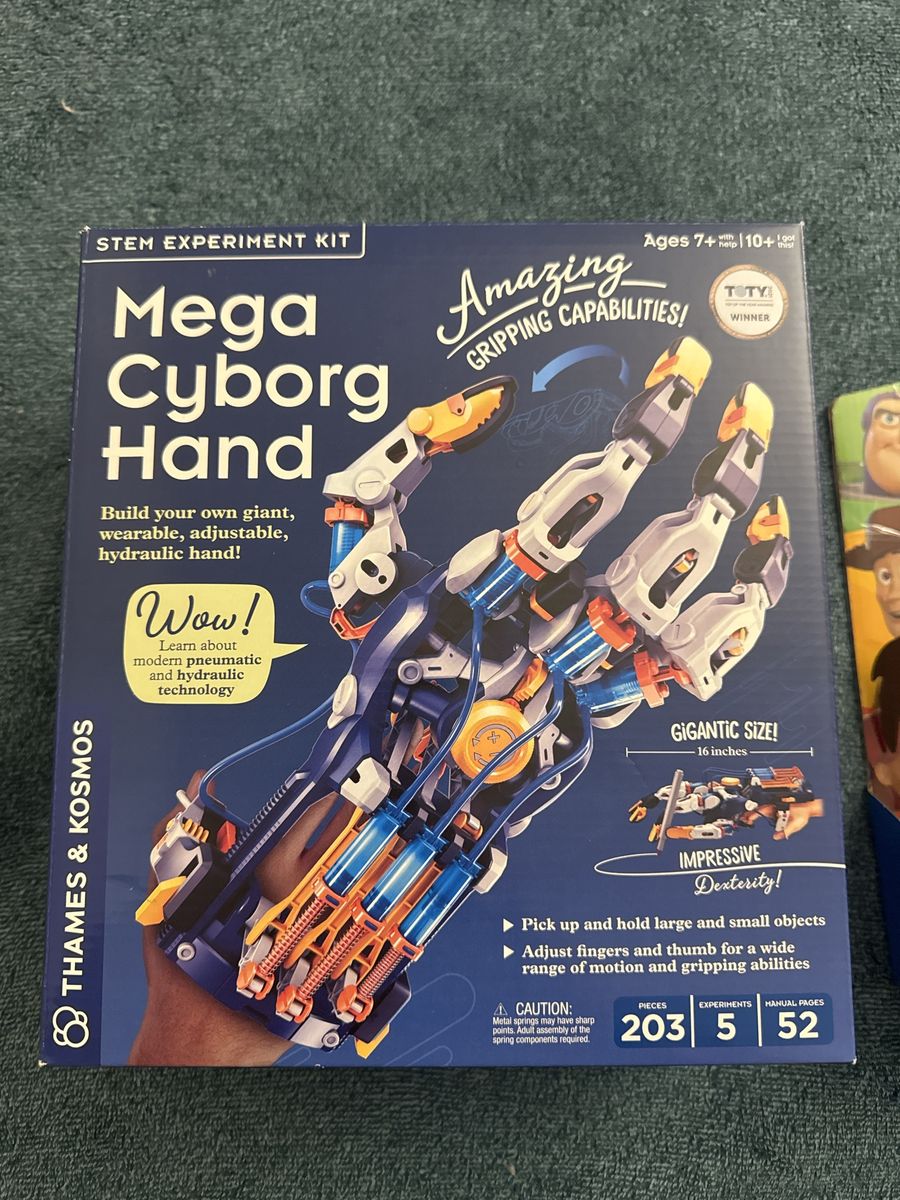 Thames & Kosmos Mega Cyborg Hand STEM Experiment Kit - Build Your Own Hydraulic Hand