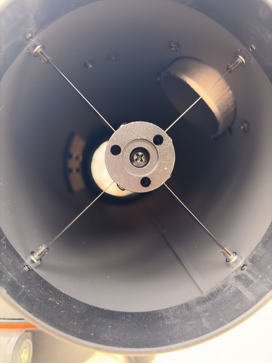 Main image 3