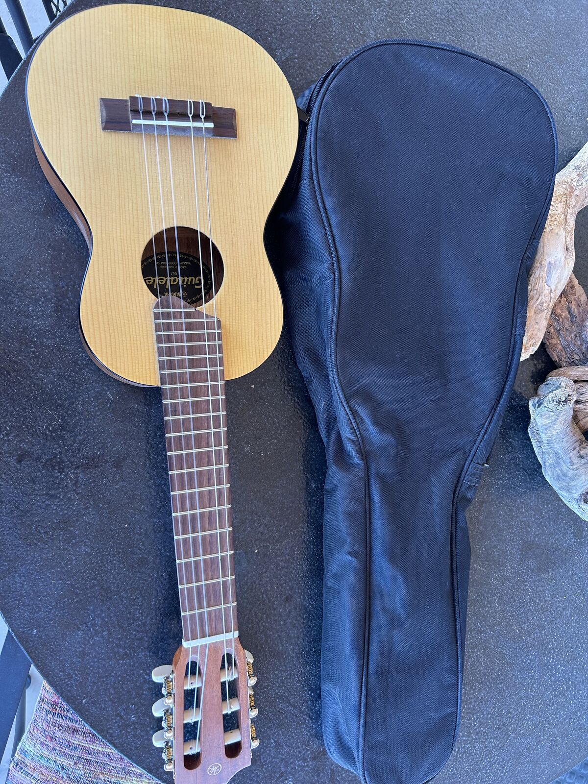Yamaha GUITALELE