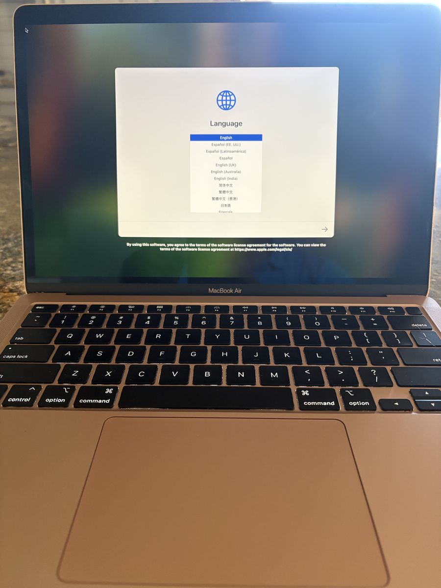 2020 Apple MacBook Air 13” – Excellent Condition – Factory Reset