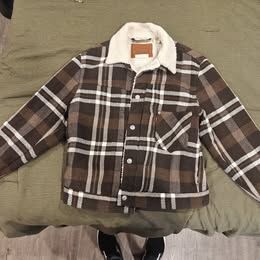 Men's small Levi sherpa trucker jacket