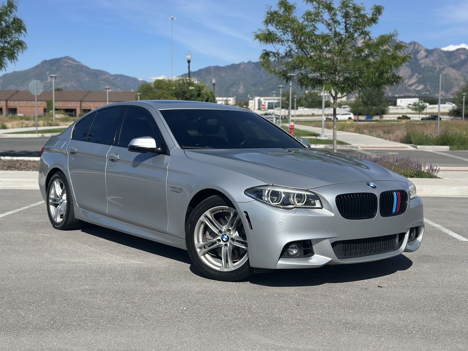 2016 BMW 5 Series 528i