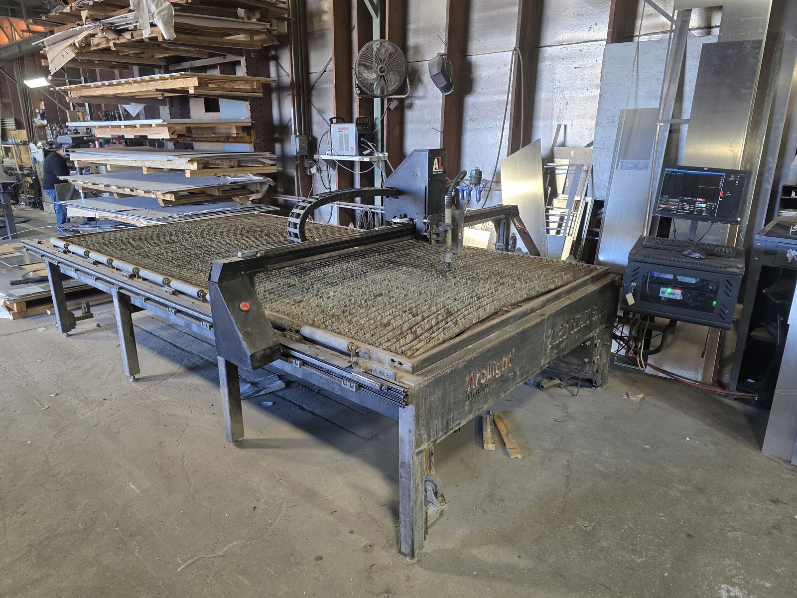 CNC Plasma Cutting Table