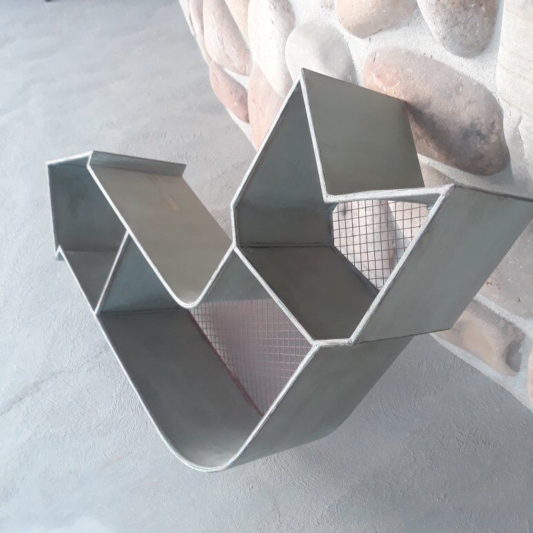 Arrow Shelf Metal Cubby