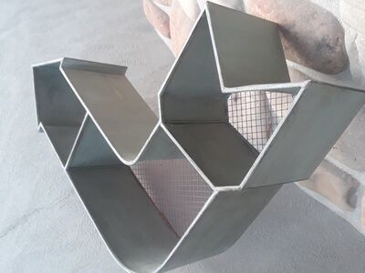 Arrow Shelf Metal Cubby