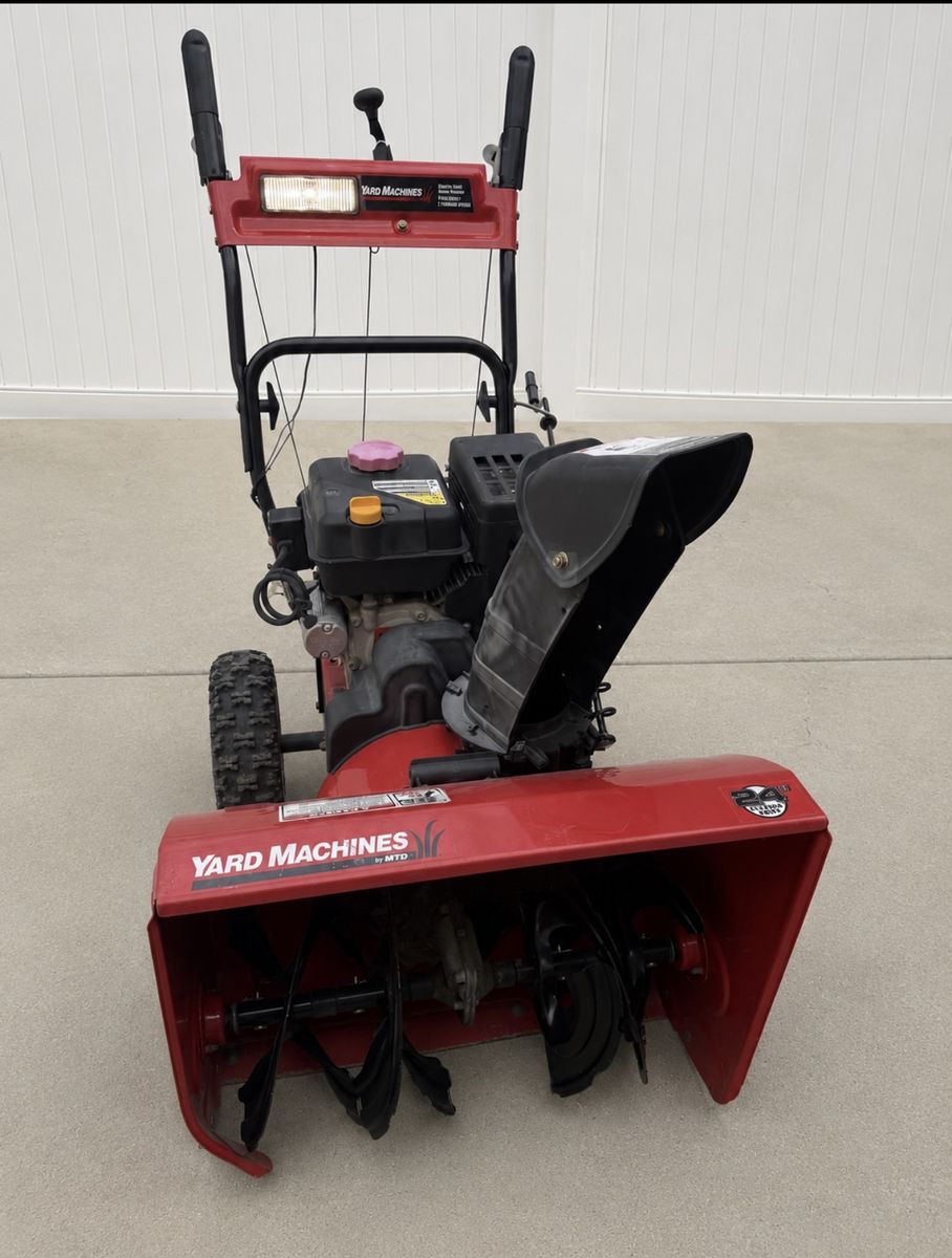 Yard Machines by MTD OHV 24" Two-Stage Gas Snow Blower - Excellent Condition