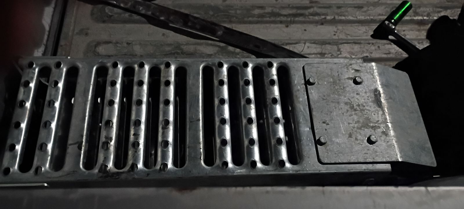 Main image 3