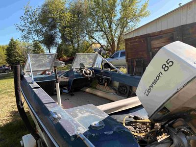 1977 glastron 15'-9" fishing boat, clean title