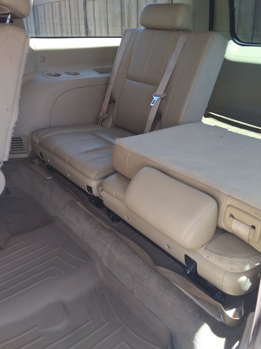 2010 GMC Yukon XL 1500 SLT