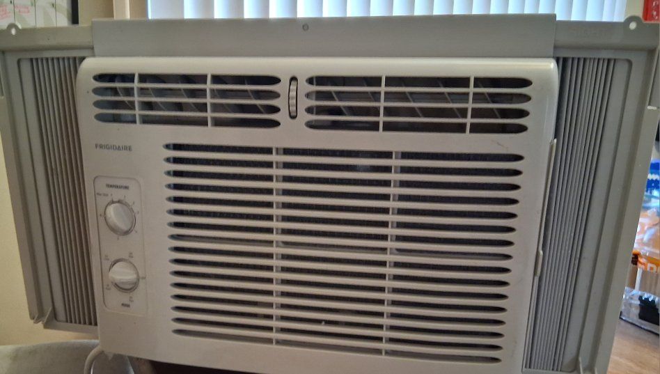 Frigidaire window air conditioner