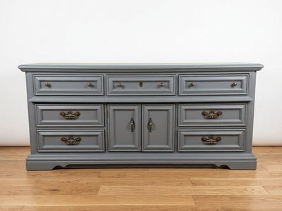 9 Drawer Dresser