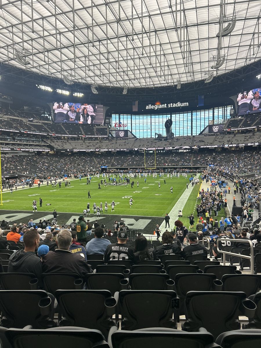 Raiders vs Bills