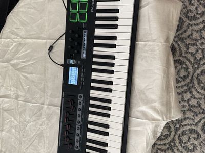 Nektar Panorama T6 61 Keyboard Controller