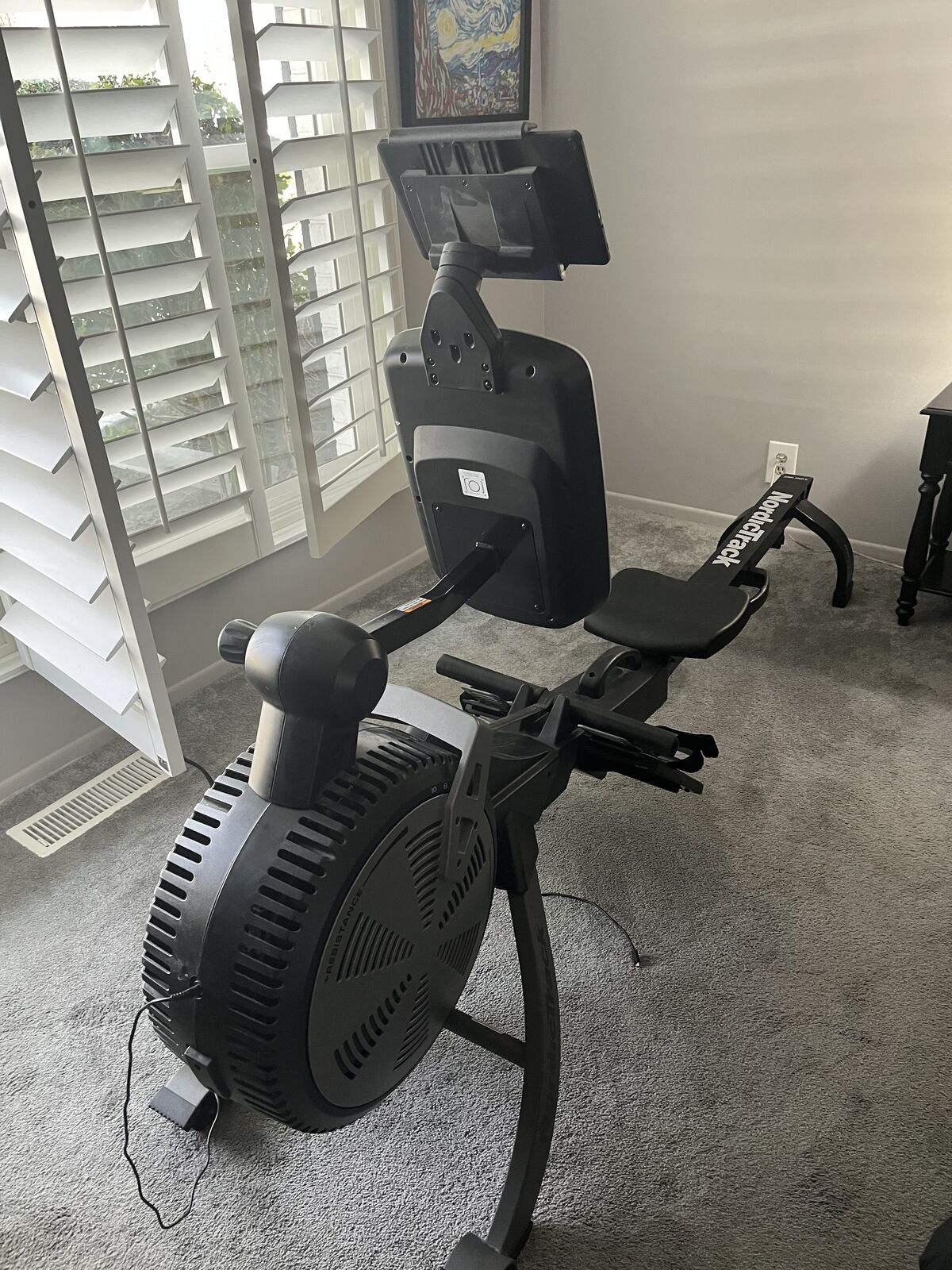 NordicTrack RW 500 new $1800